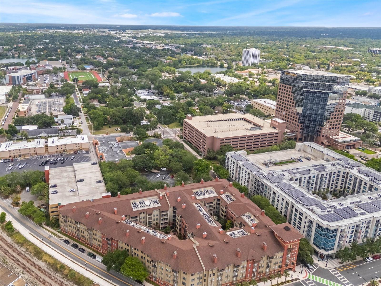 911 N ORANGE AVE #352