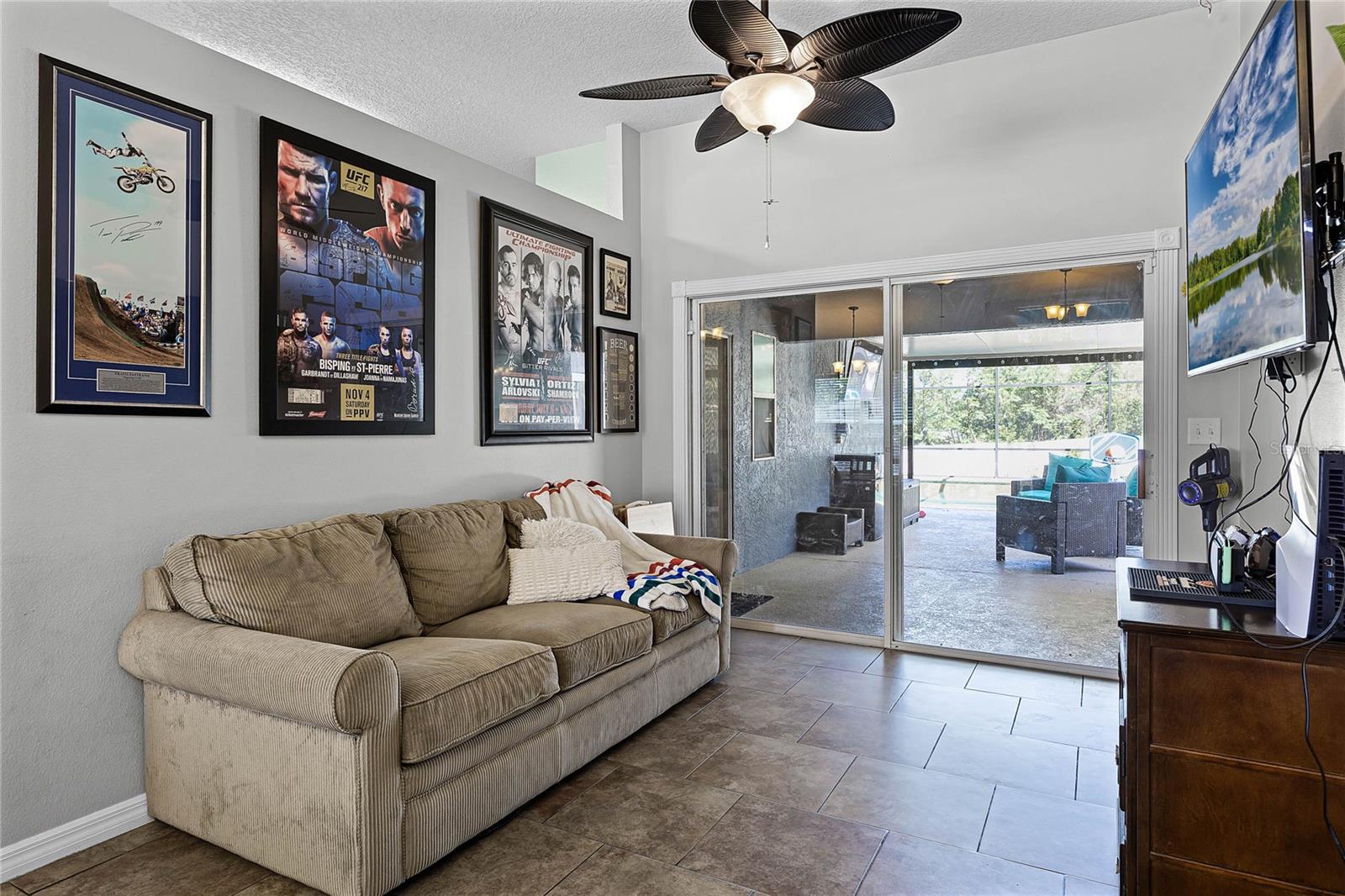 525 GENTLE BREEZE DR