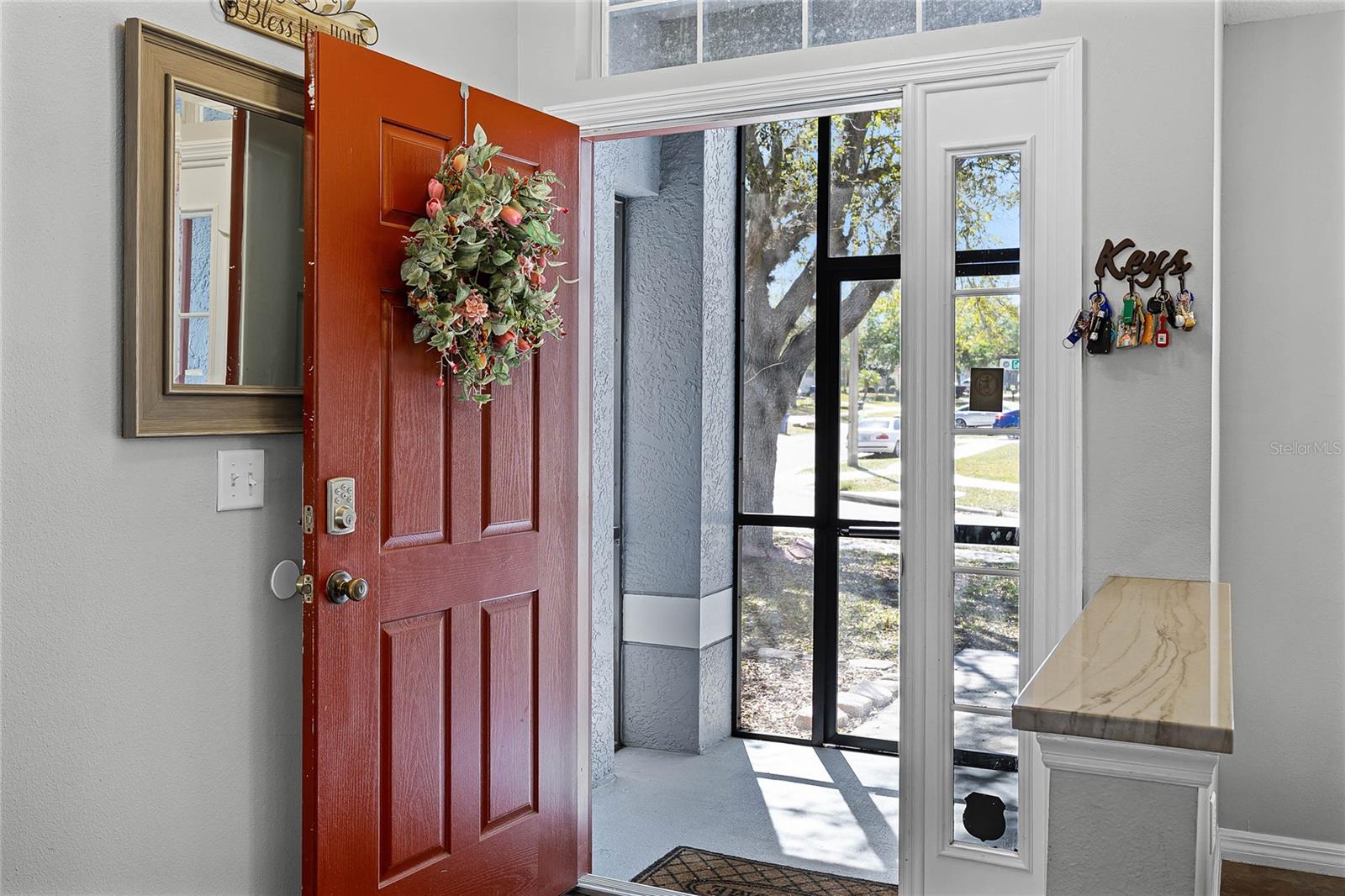 525 GENTLE BREEZE DR