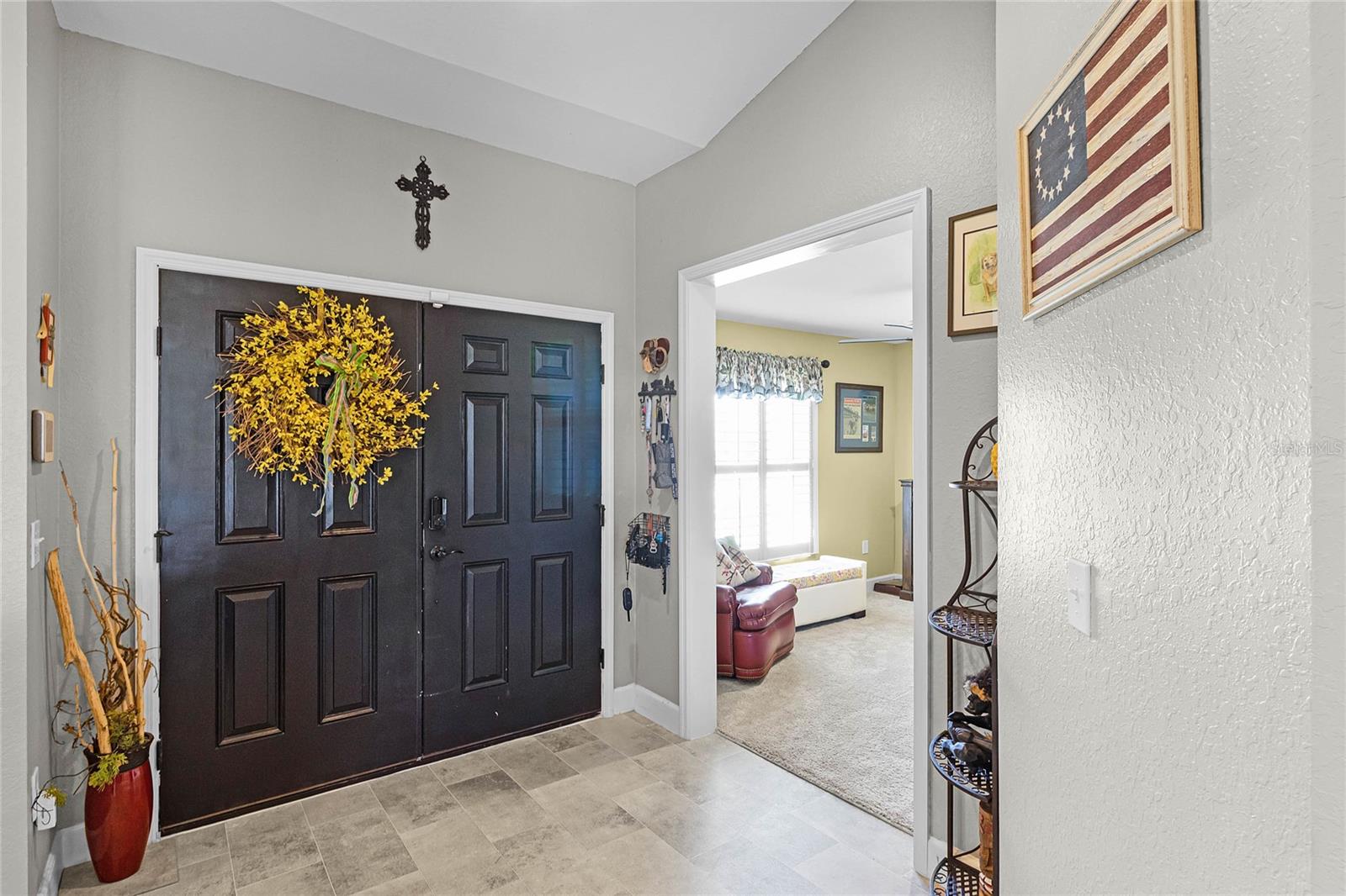 427 LANHAM DR