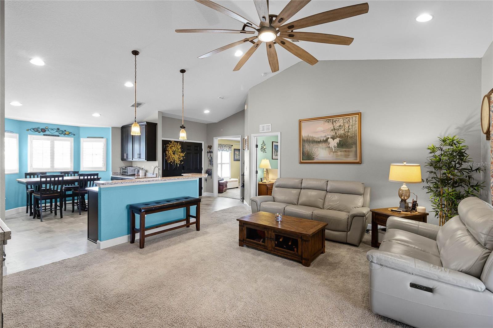 427 LANHAM DR