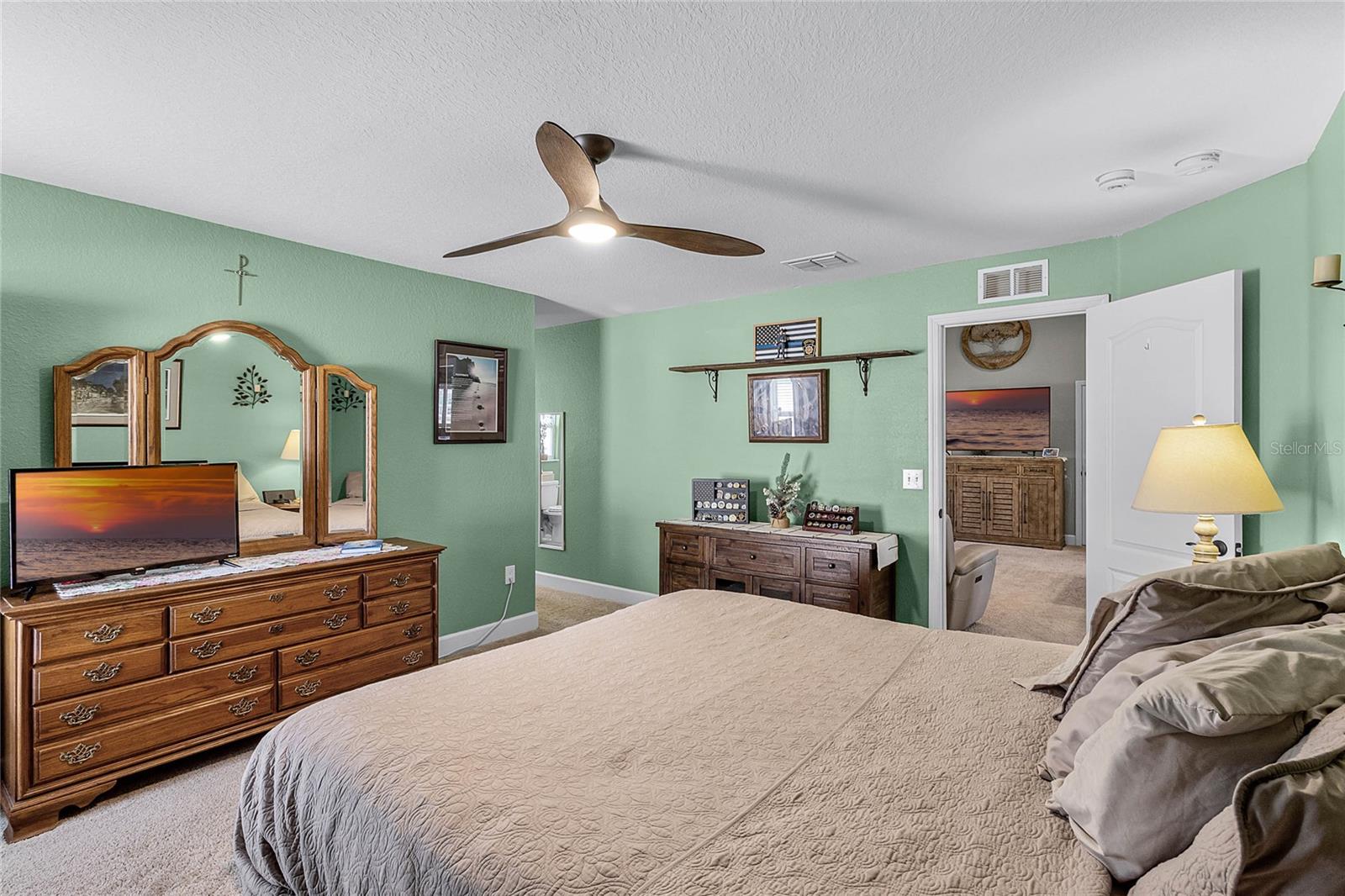 427 LANHAM DR