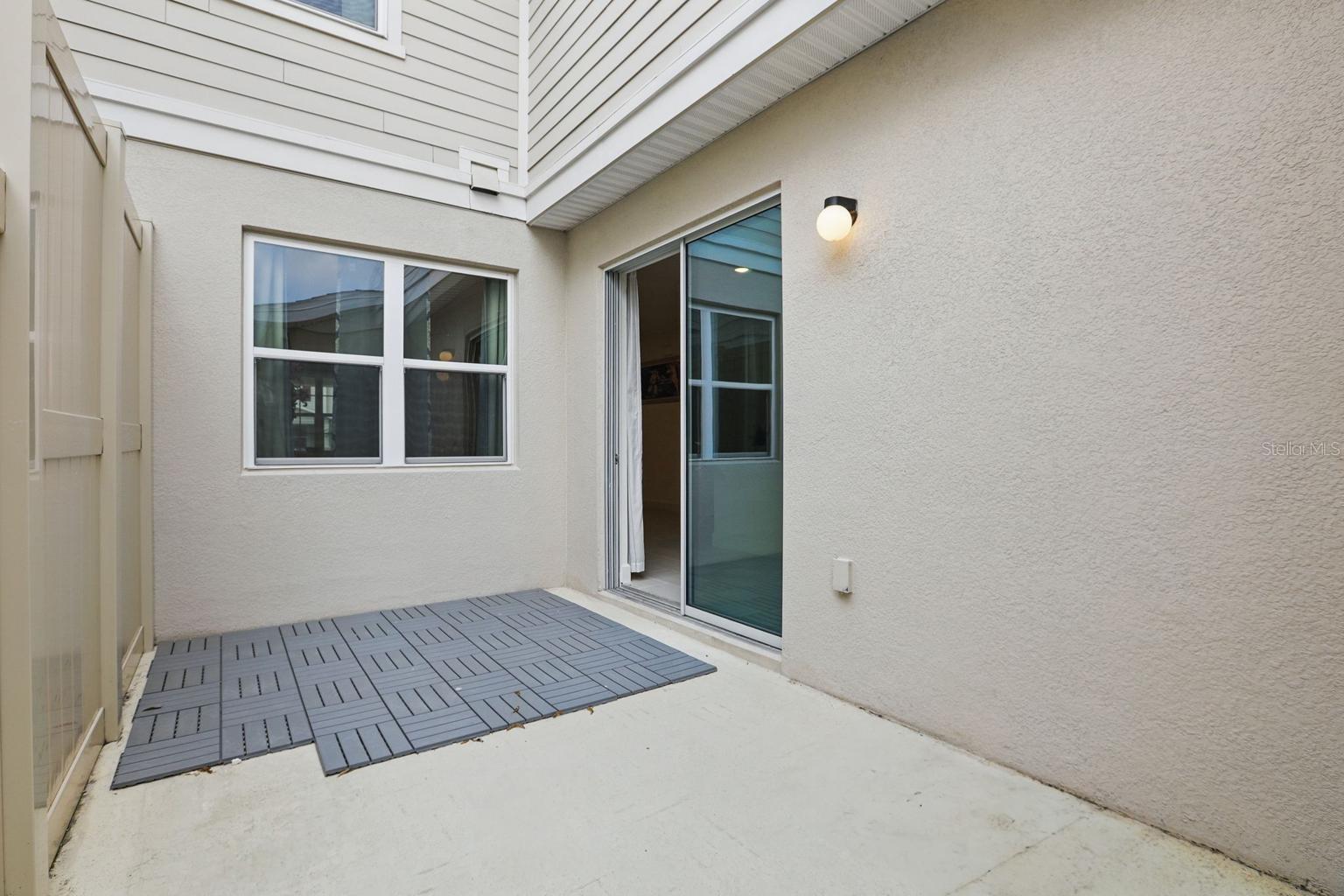 5892 SOTER LN