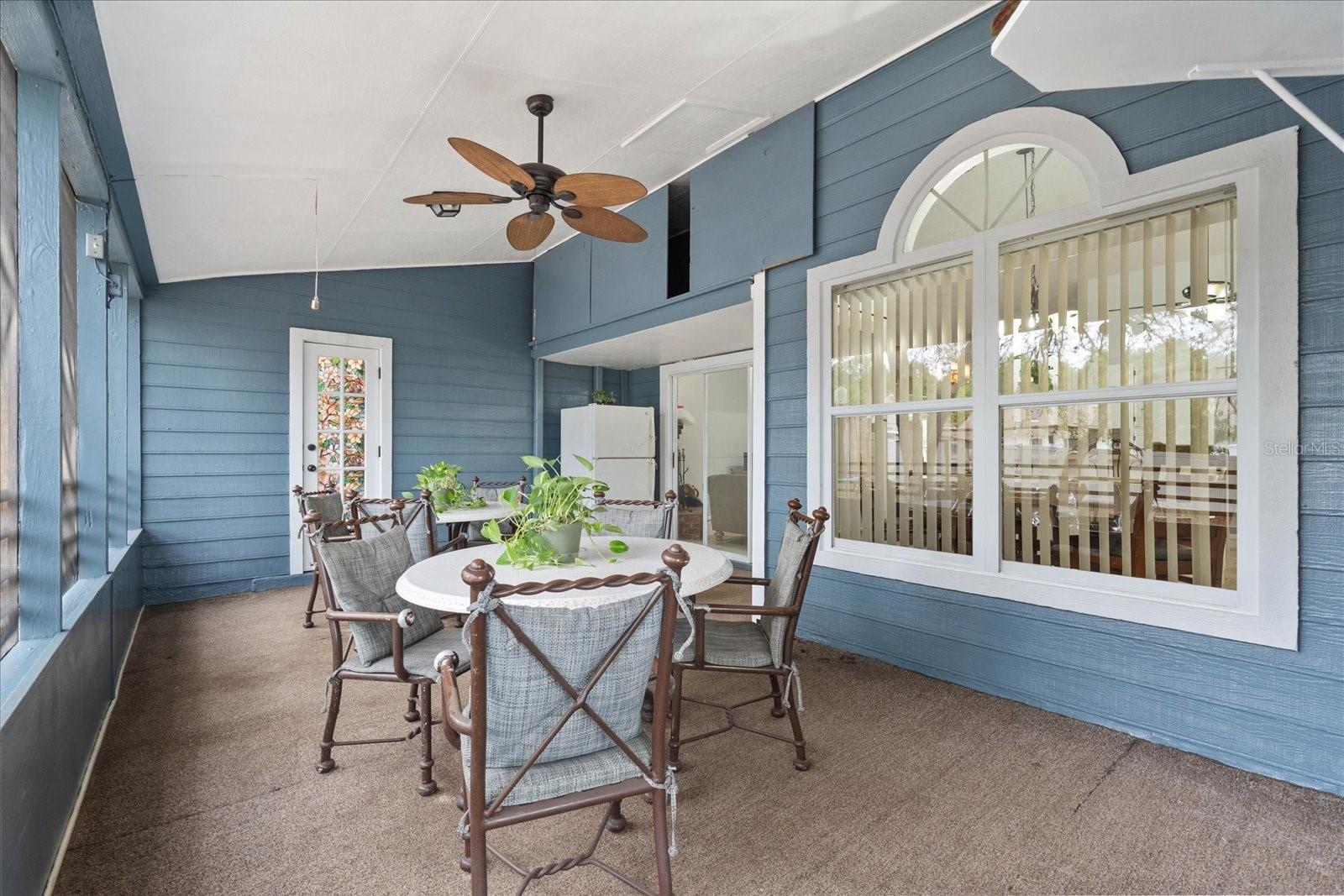 7151 HIAWASSEE OAK DR