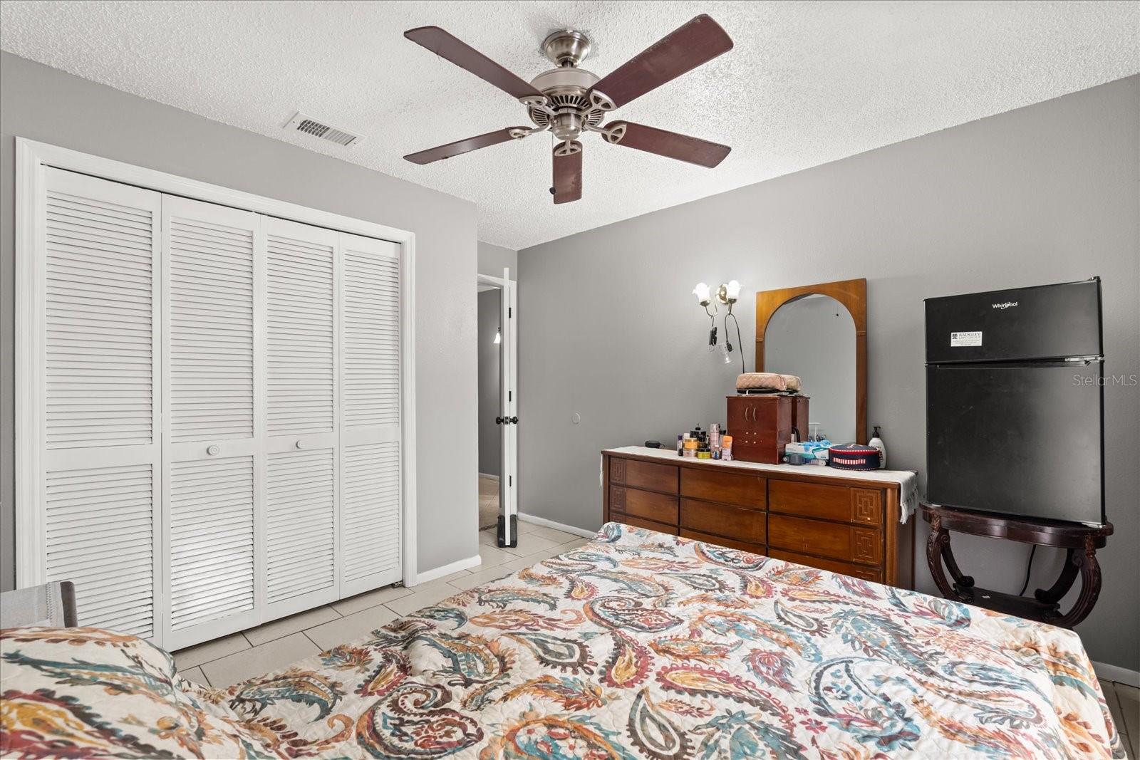 7151 HIAWASSEE OAK DR