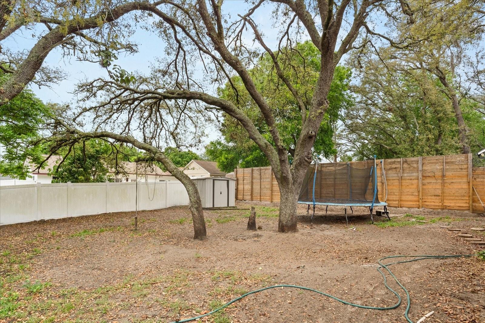 7151 HIAWASSEE OAK DR