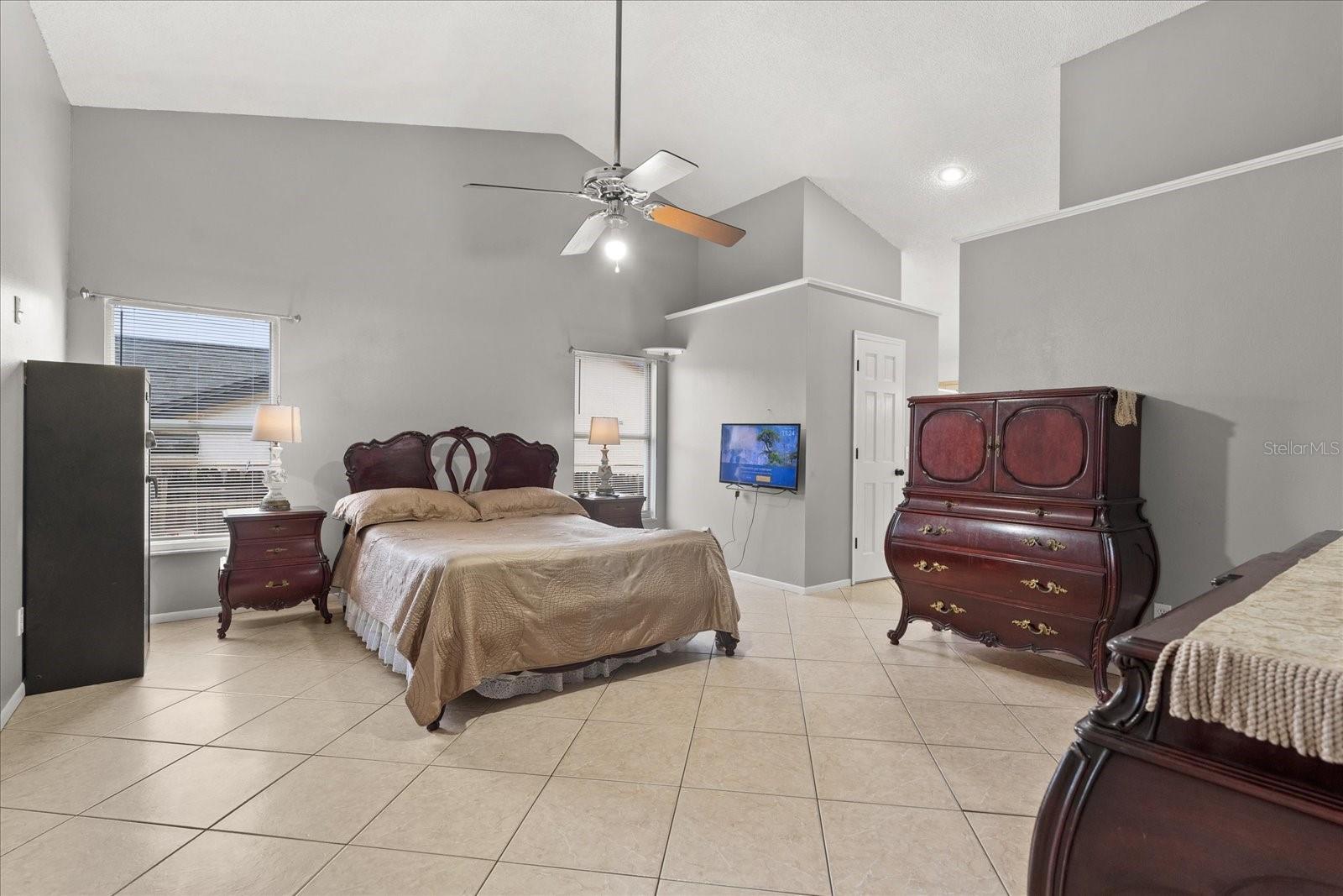 7151 HIAWASSEE OAK DR