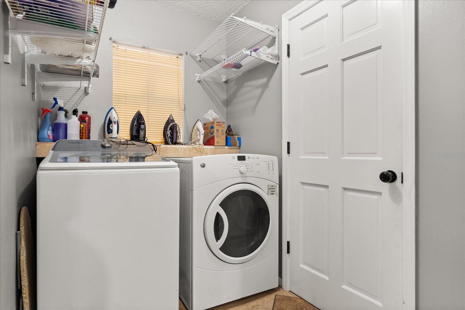 7151 HIAWASSEE OAK DR