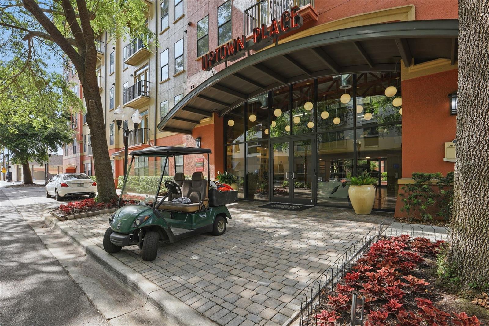 911 N ORANGE AVE #409