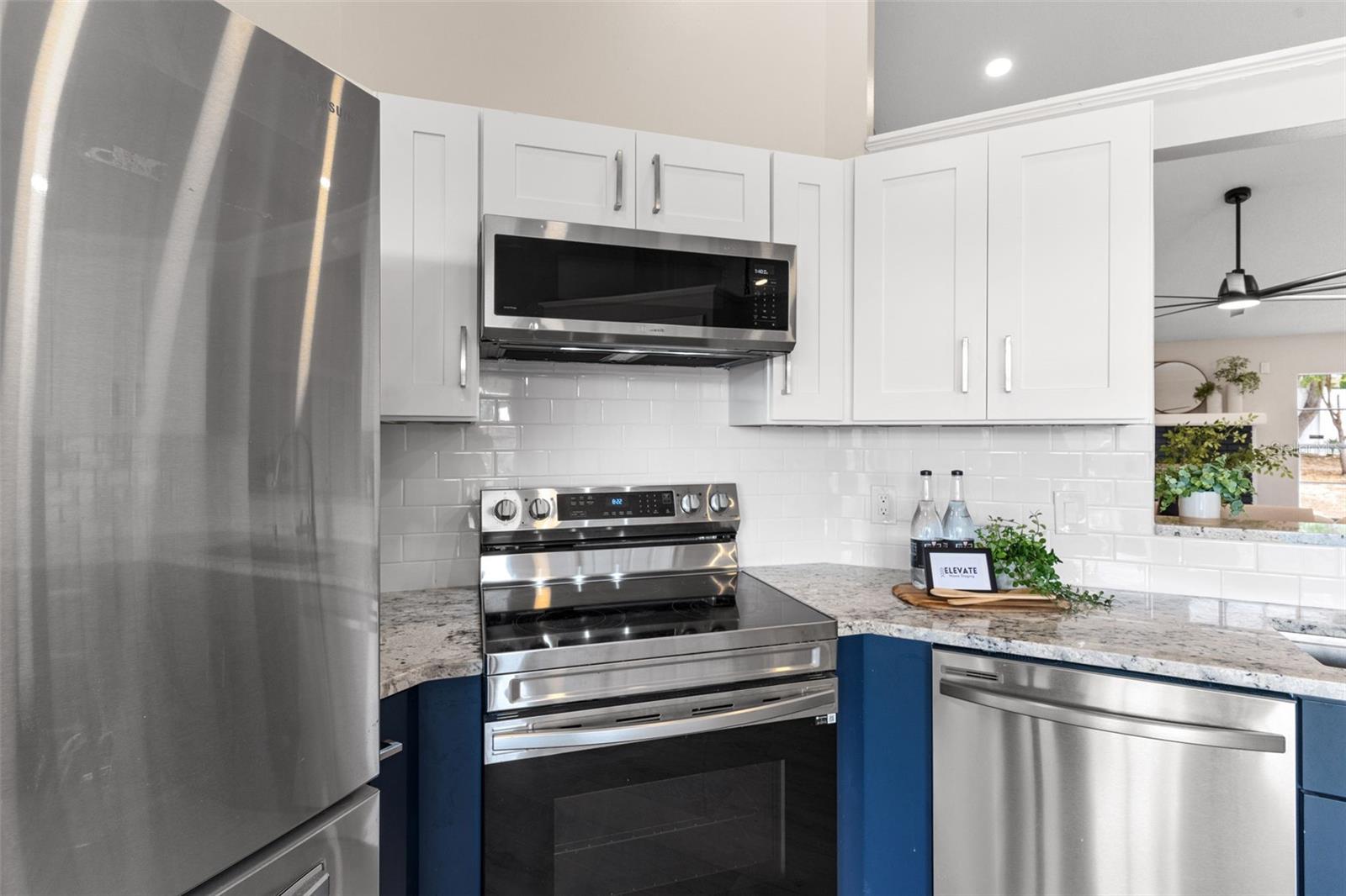 7025 HIAWASSEE OAK DR