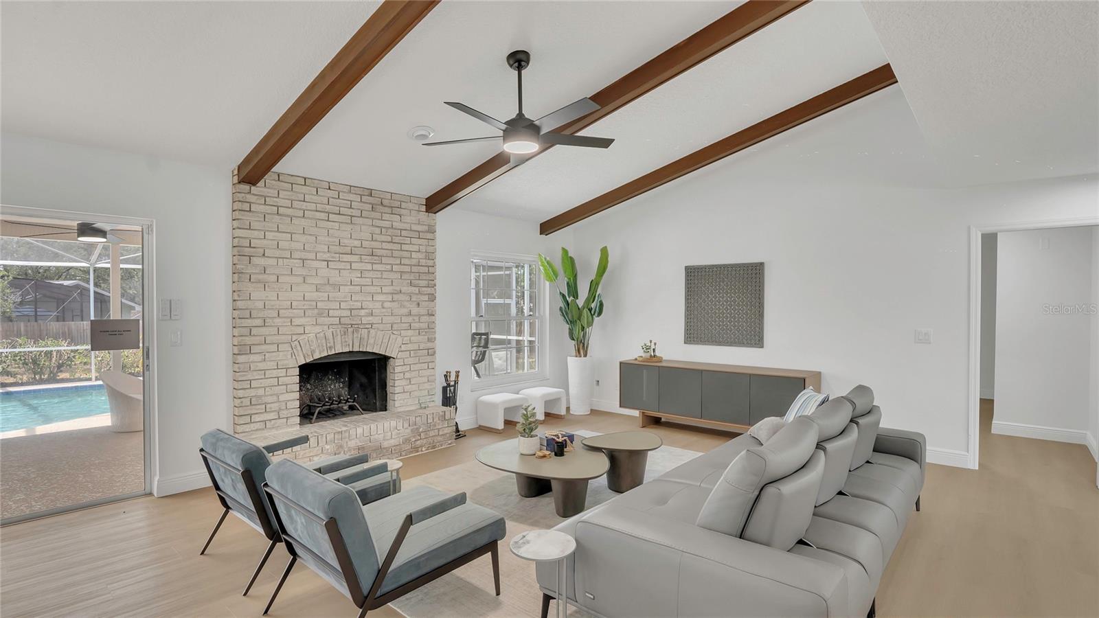 702 N SWEETWATER BLVD