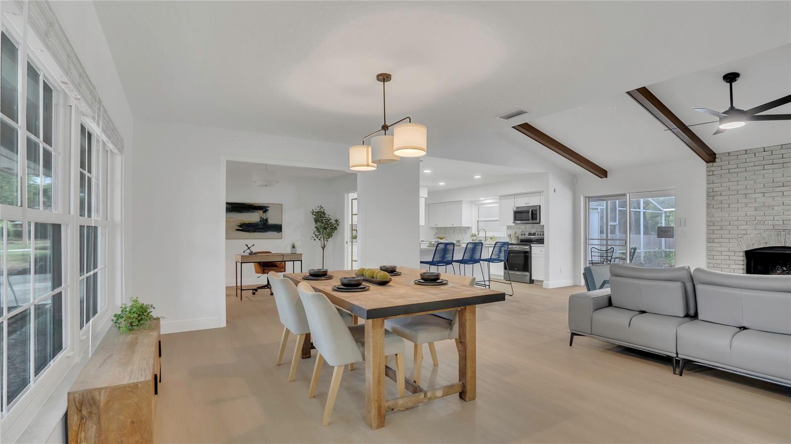 702 N SWEETWATER BLVD