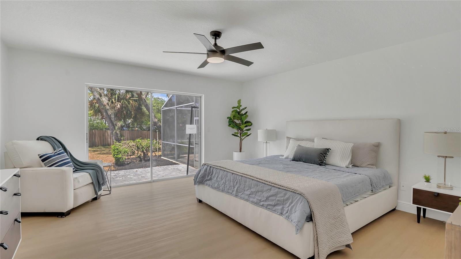 702 N SWEETWATER BLVD