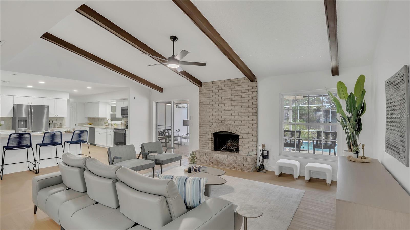 702 N SWEETWATER BLVD