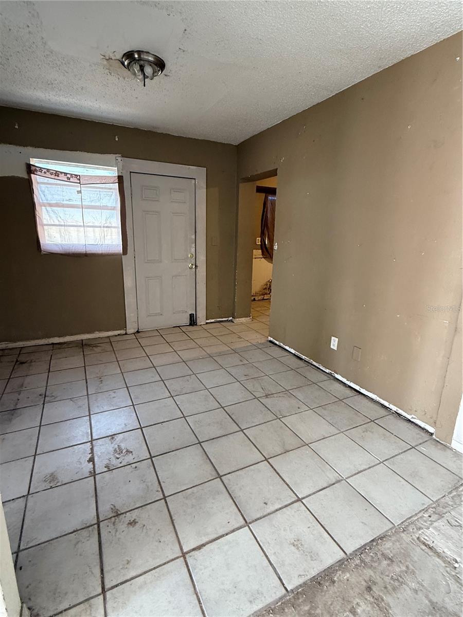 702 WILLIE MAYS PKWY