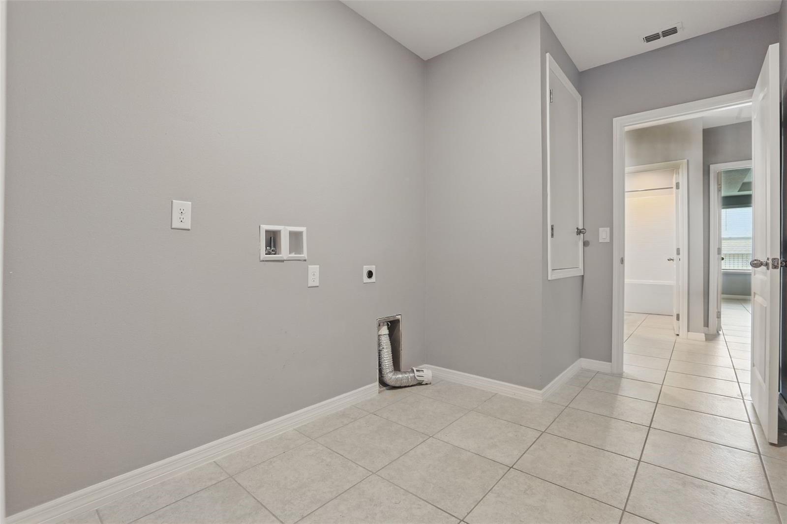 15250 AQUARIUS WAY
