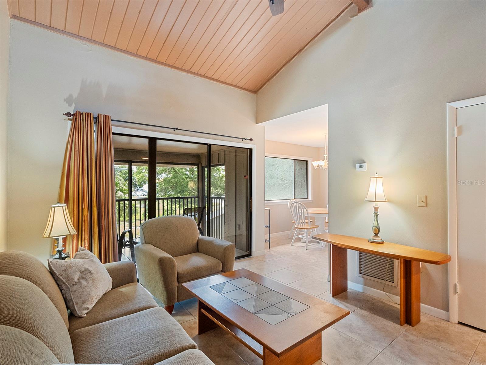 5083 EAGLESMERE DR #A12