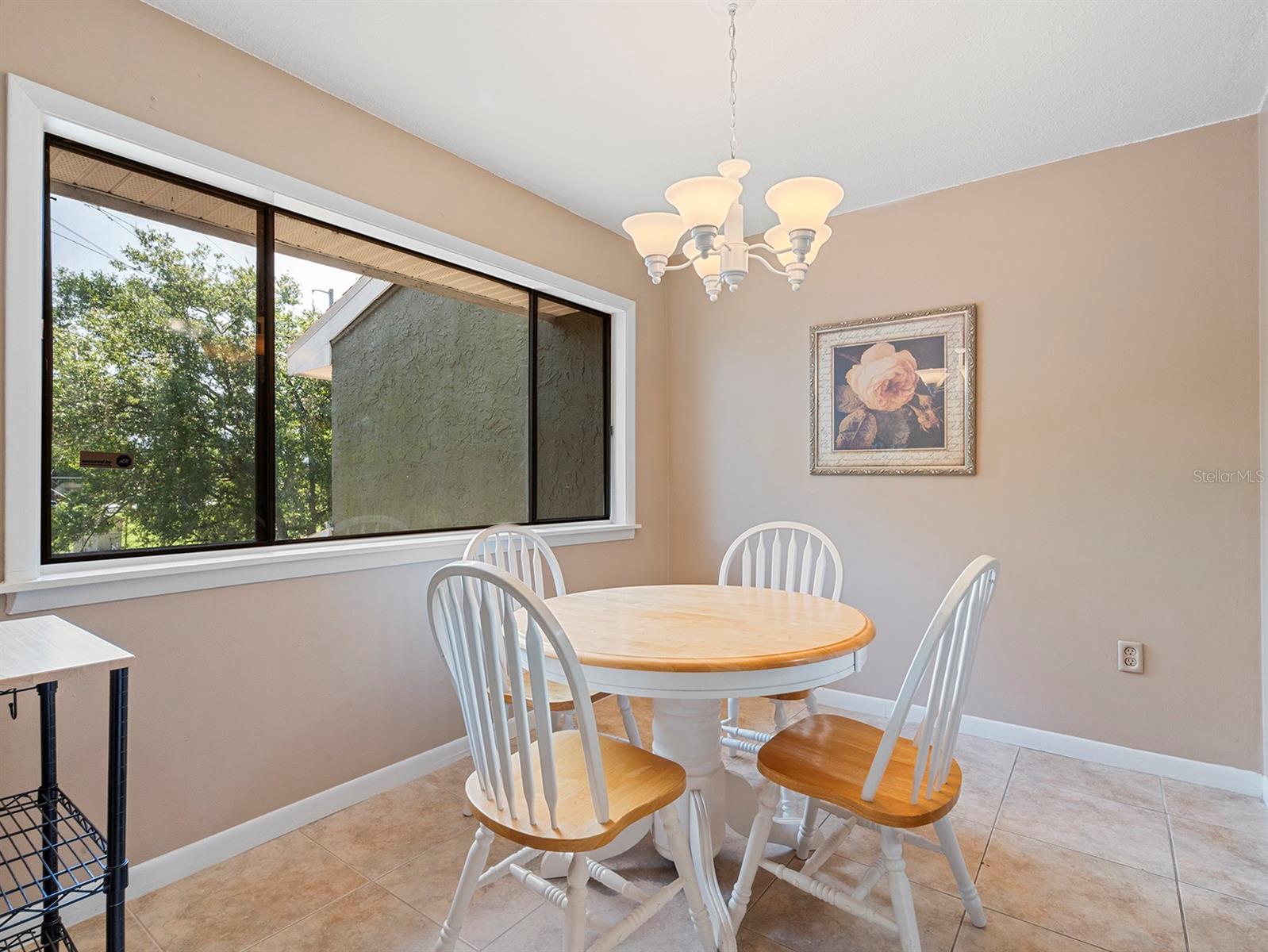 5083 EAGLESMERE DR #A12