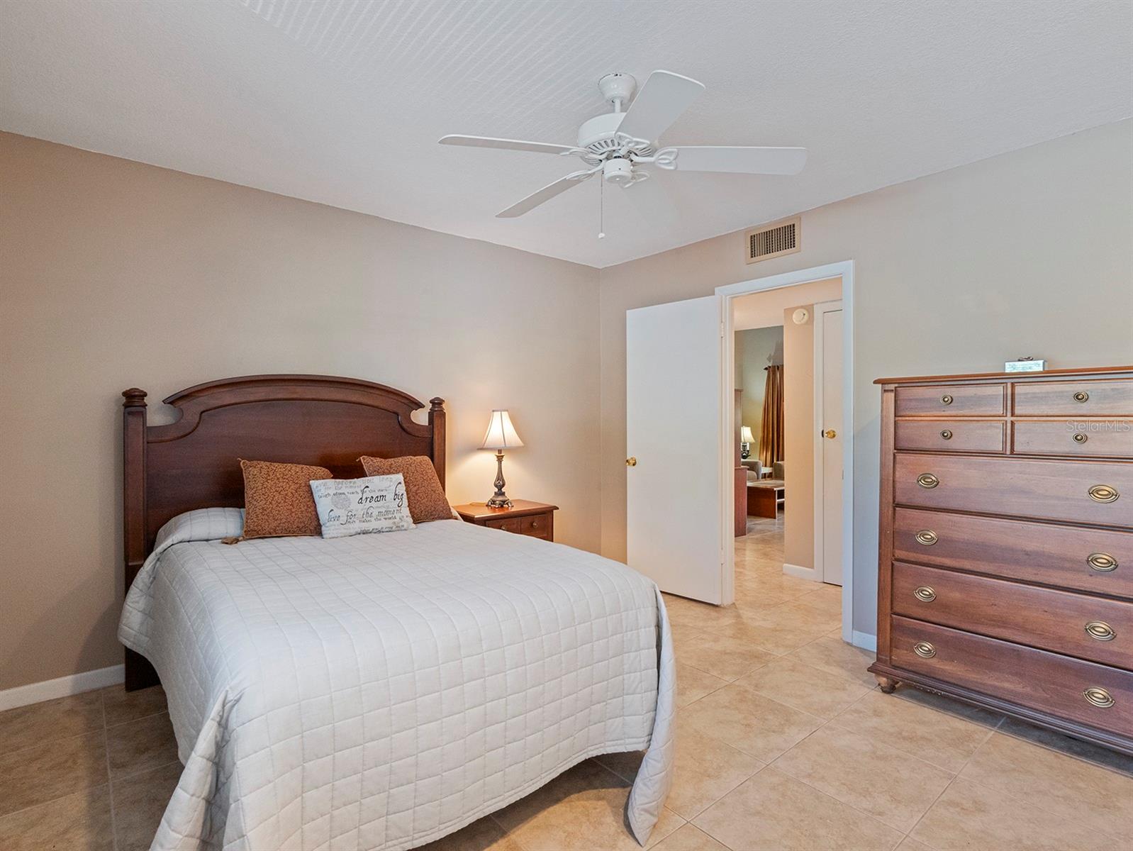 5083 EAGLESMERE DR #A12