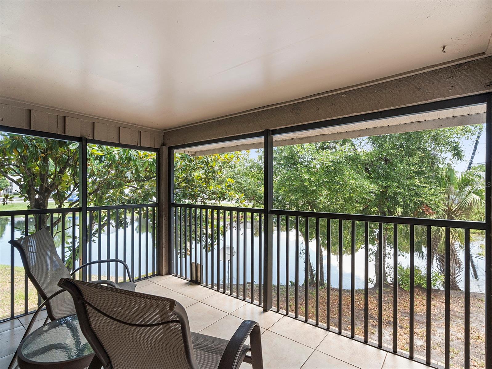 5083 EAGLESMERE DR #A12