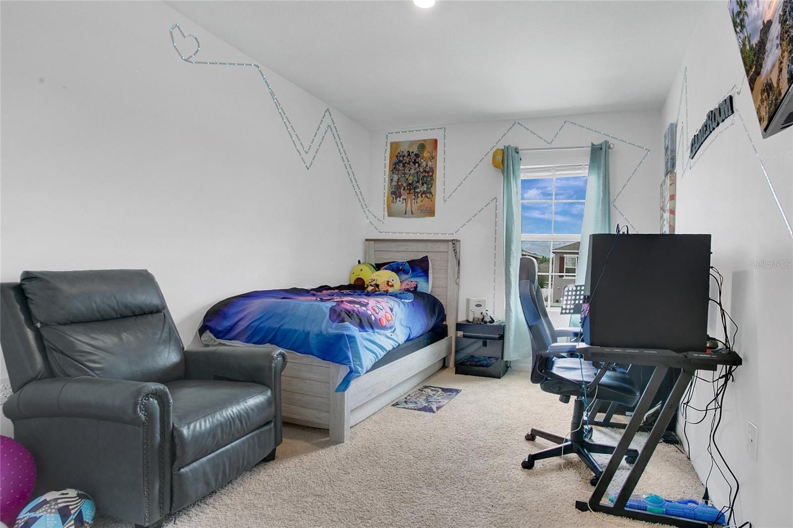 2834 COMMON CRANE CT