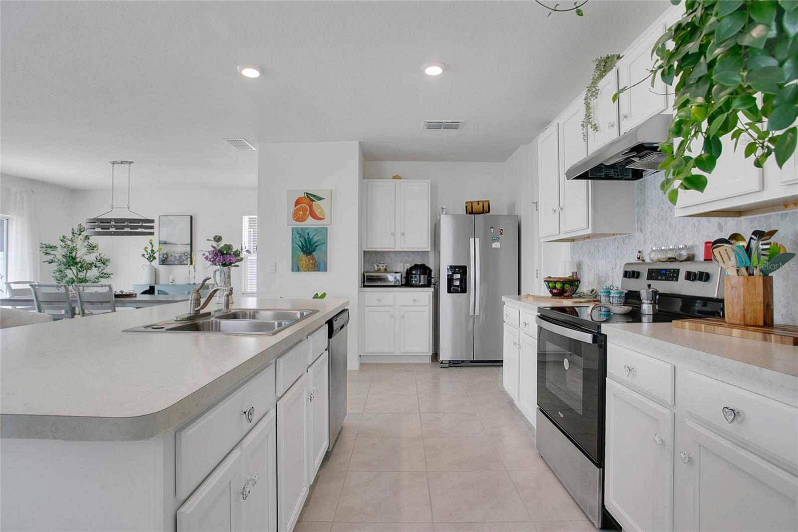 2834 COMMON CRANE CT