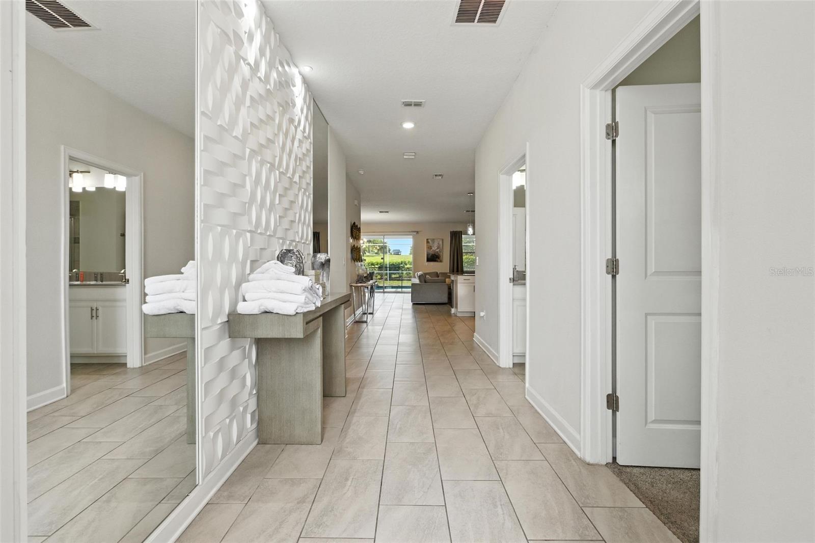 8828 CRUDEN BAY CT