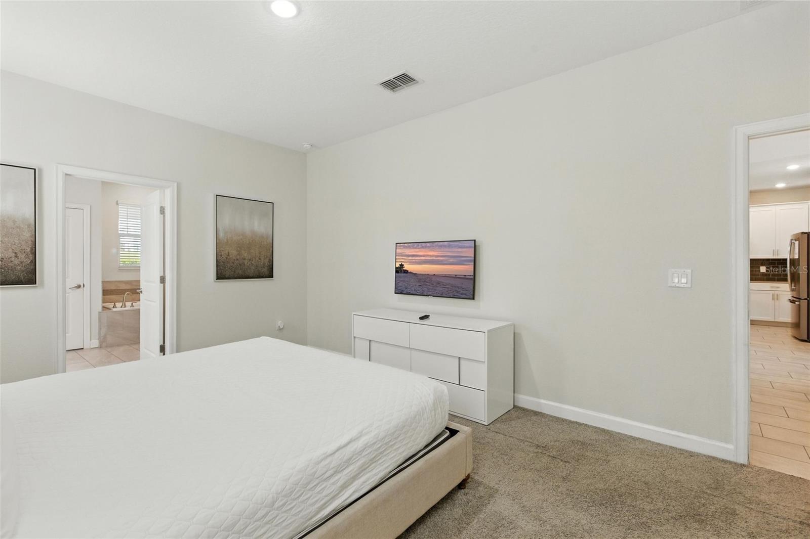 8828 CRUDEN BAY CT