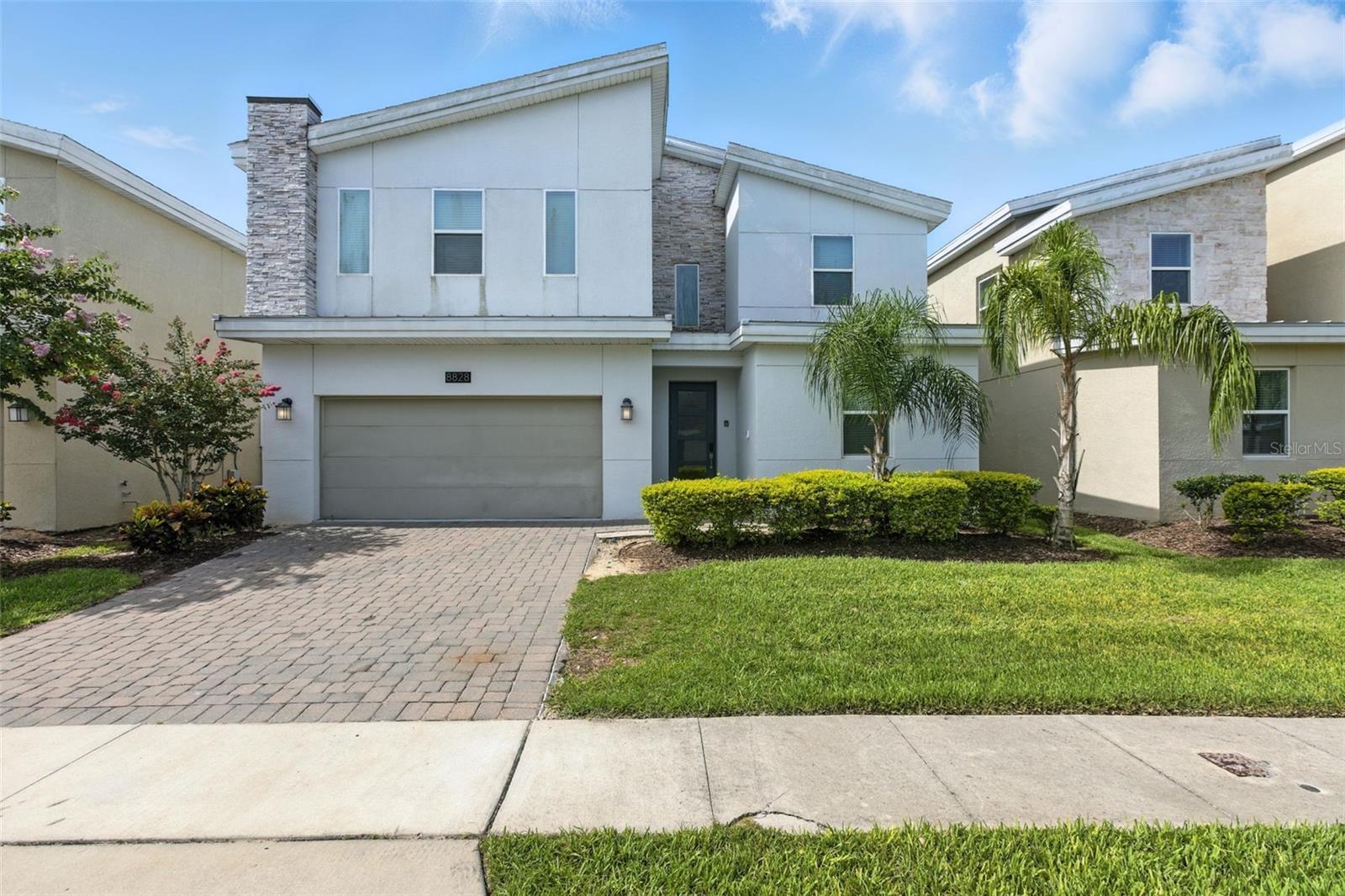 8828 CRUDEN BAY CT