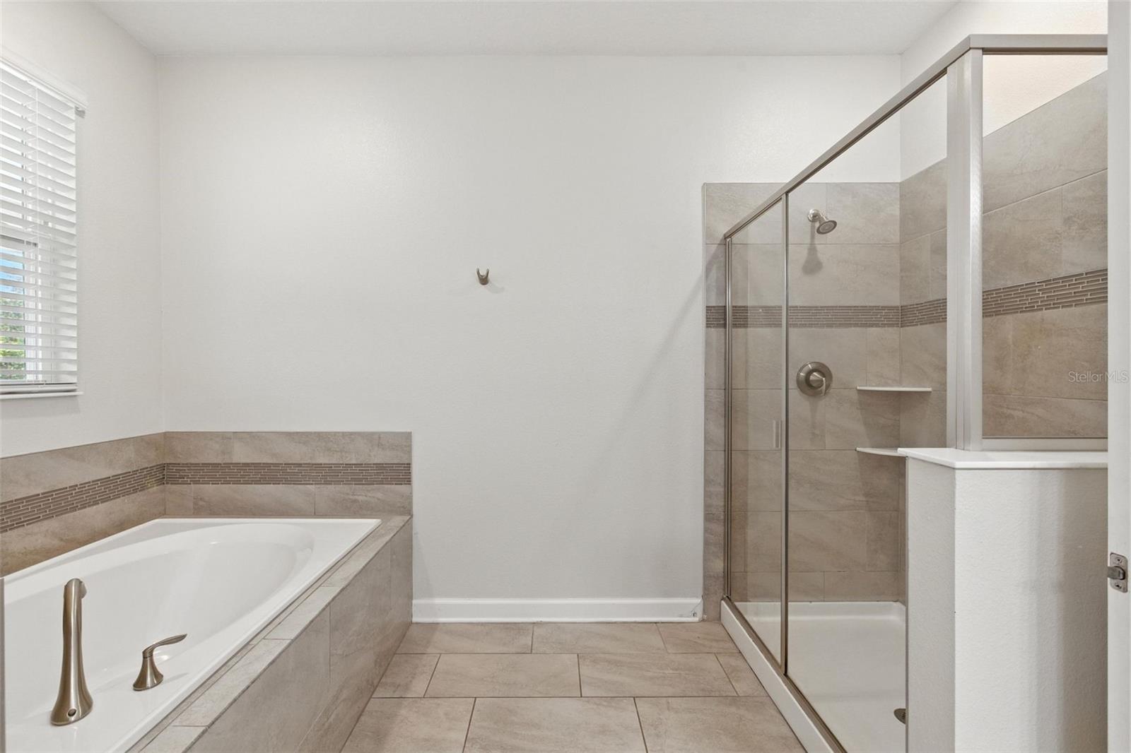 8828 CRUDEN BAY CT