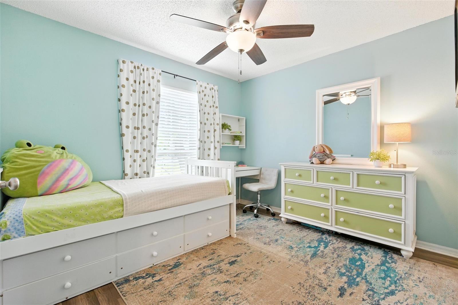 2212 CLEMENTINE TRL