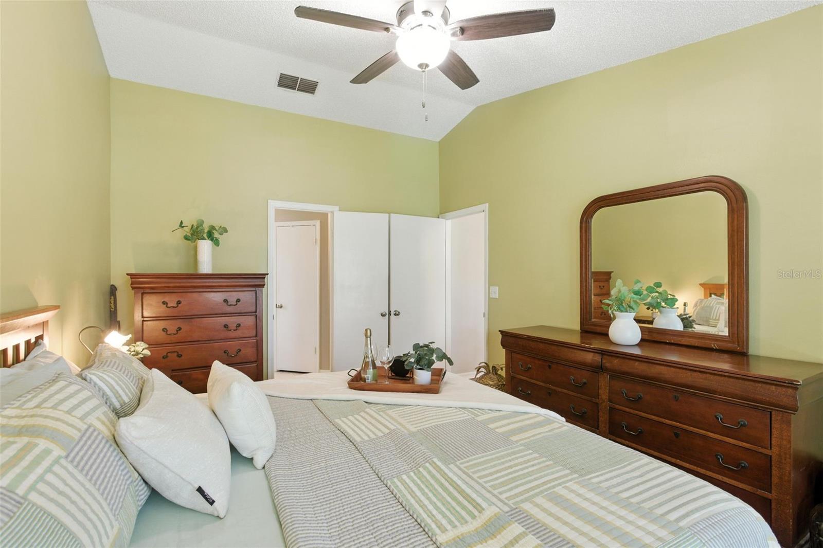 2212 CLEMENTINE TRL