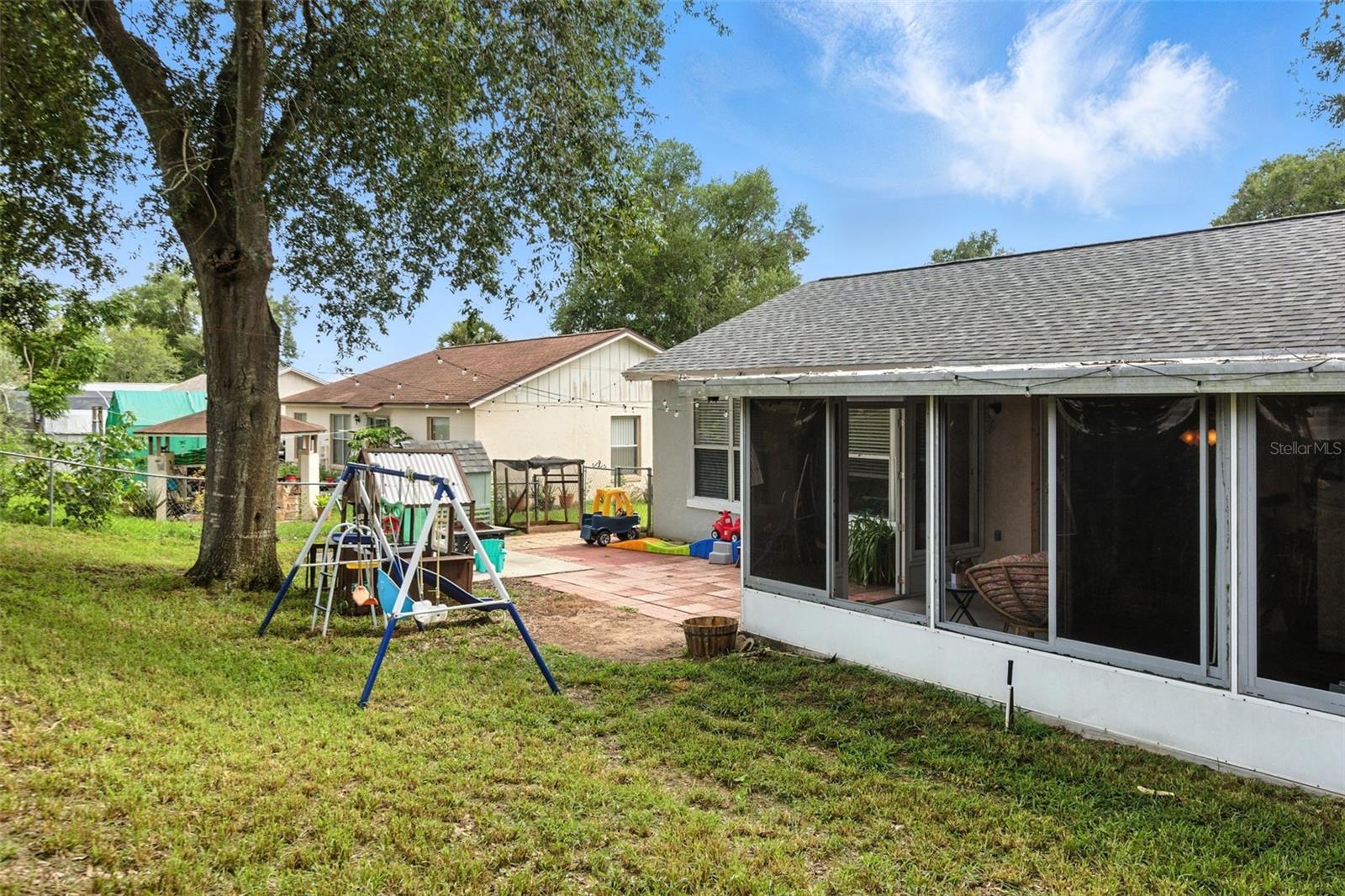 2212 CLEMENTINE TRL