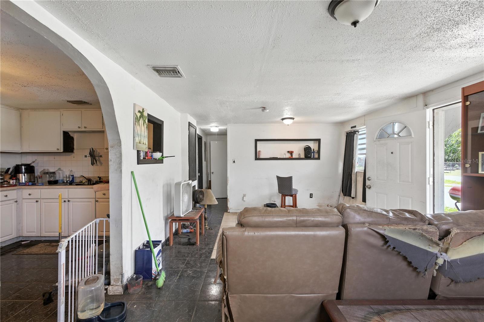 1450 CUMMINGS AVE