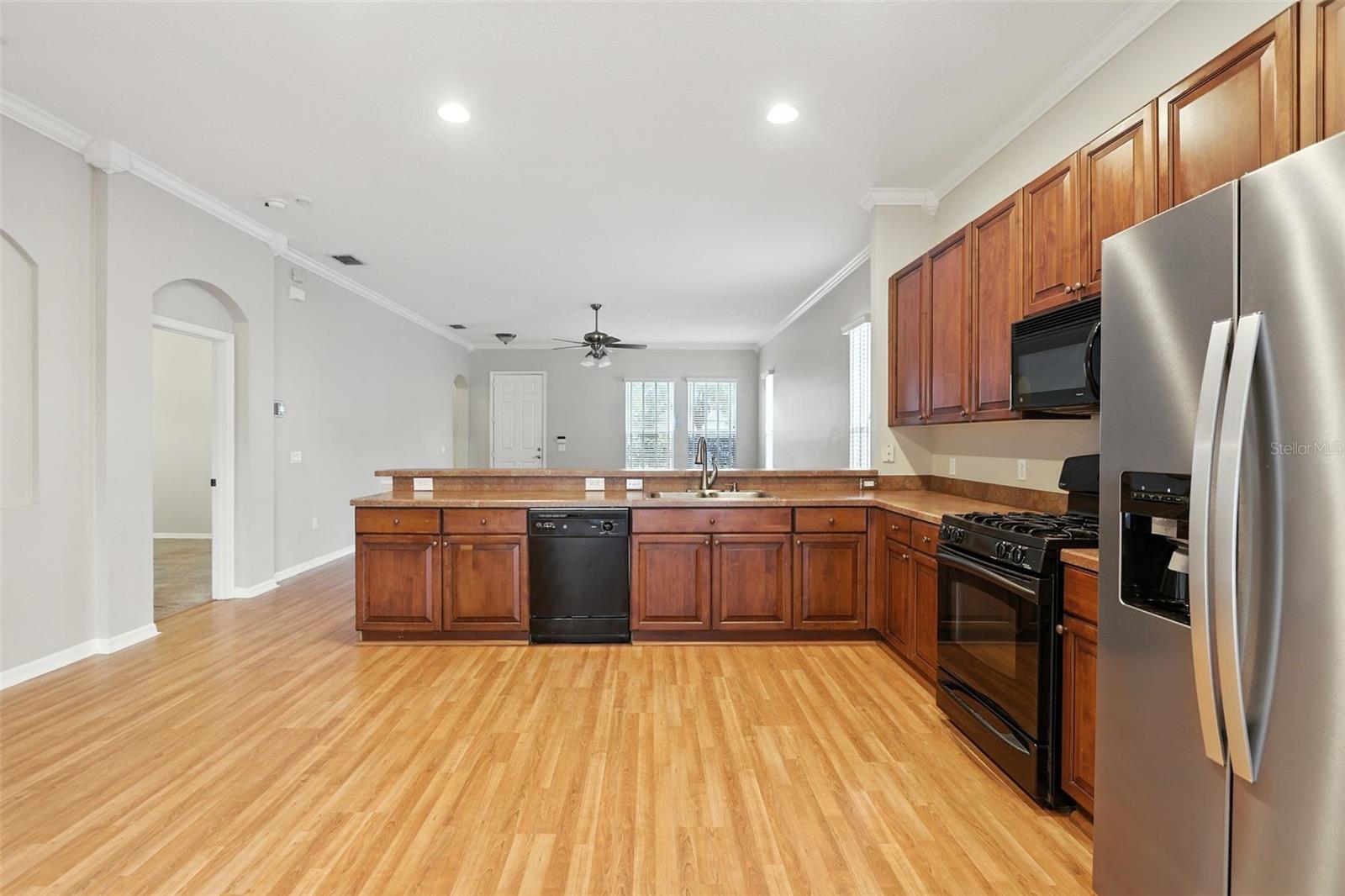 5238 BEACH RIVER RD