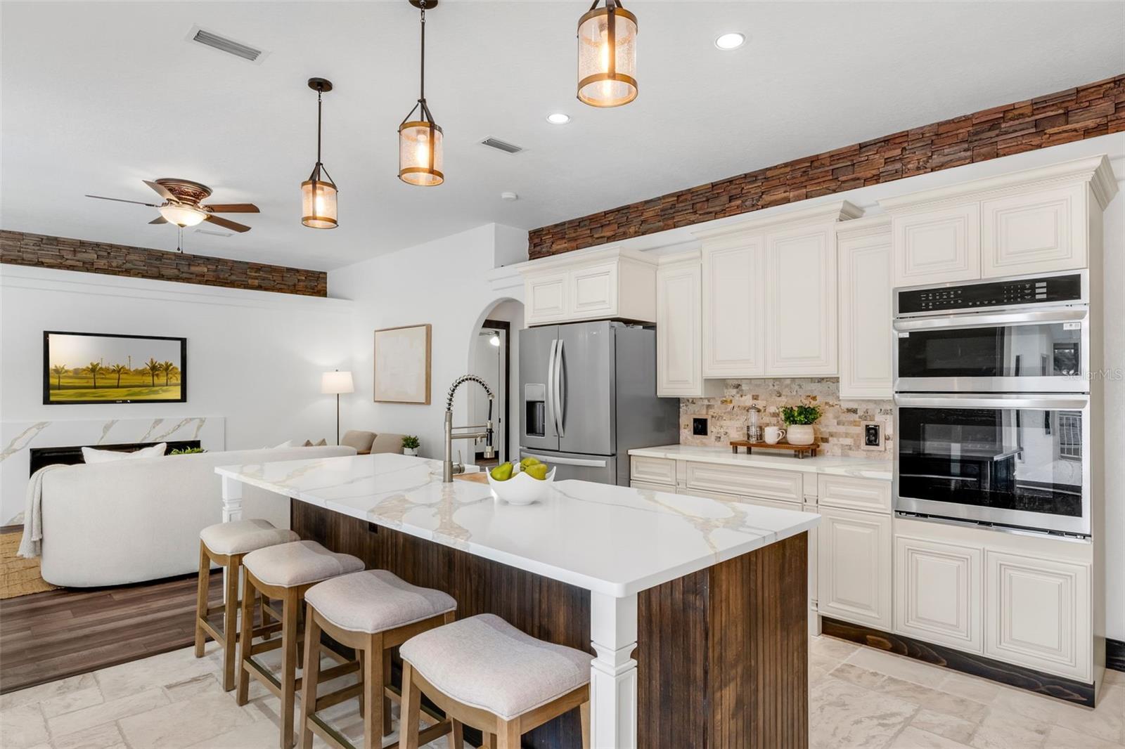 10708 BELO HORIZONTE AVE