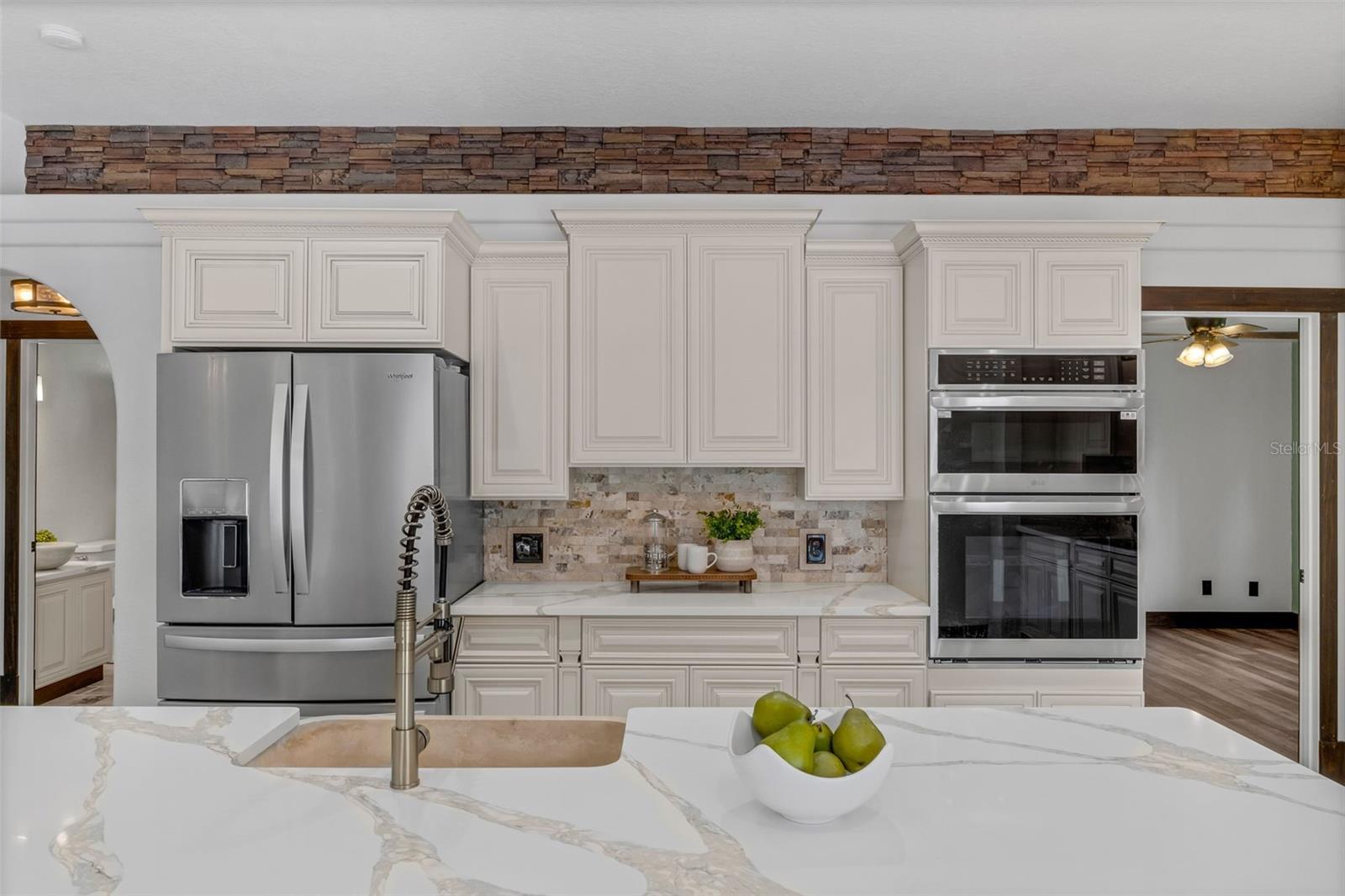 10708 BELO HORIZONTE AVE