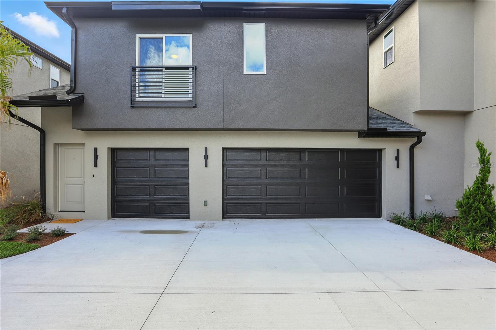 728 ELLWOOD AVE