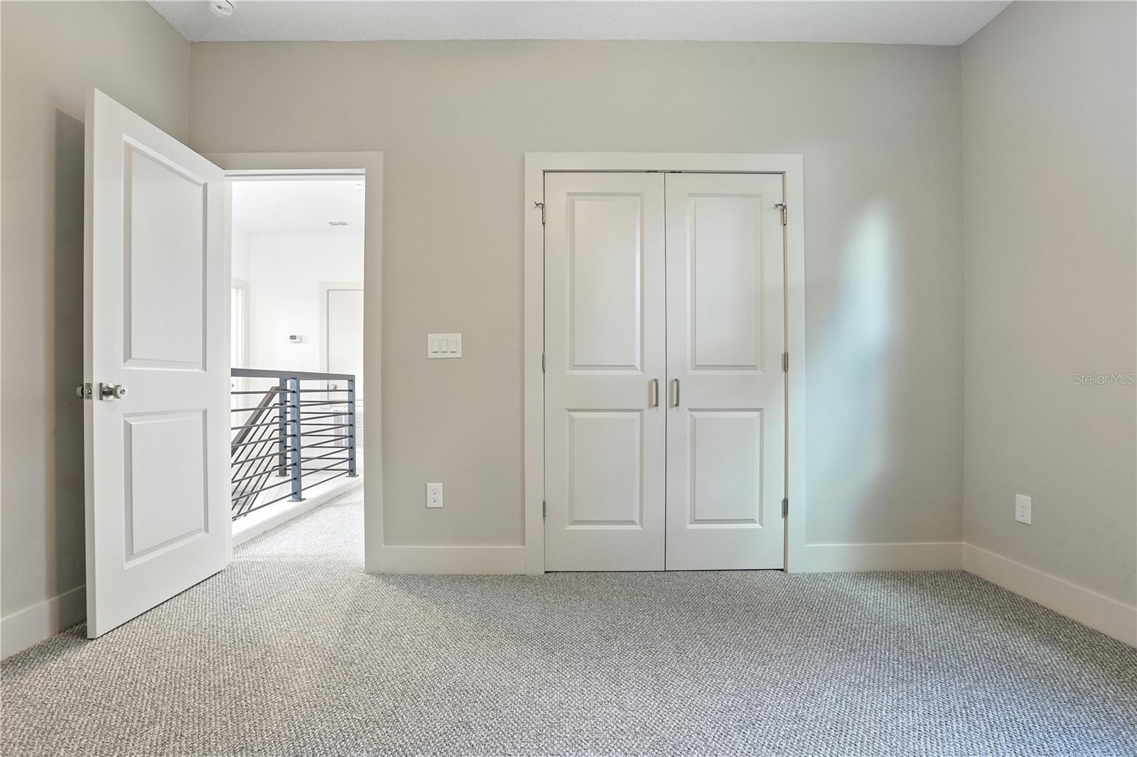 728 ELLWOOD AVE