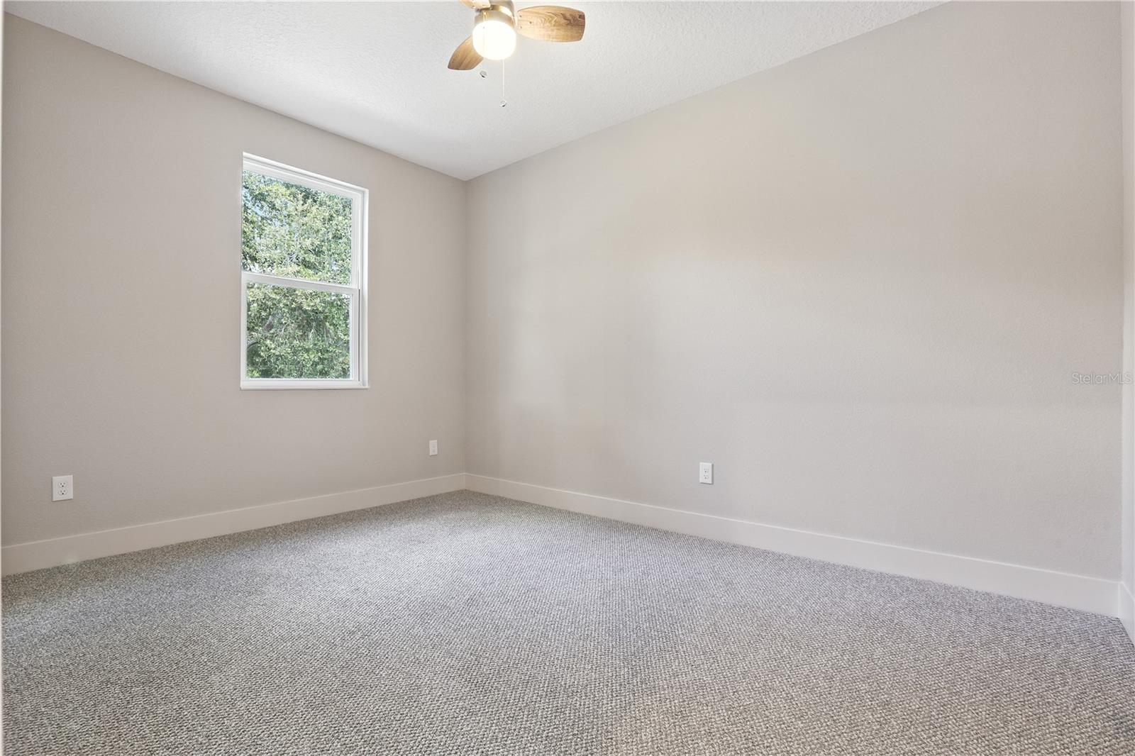 728 ELLWOOD AVE