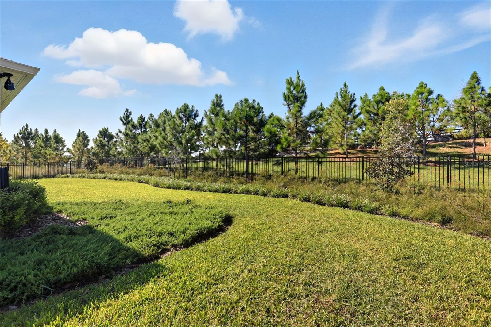 2761 TOP HILL CT
