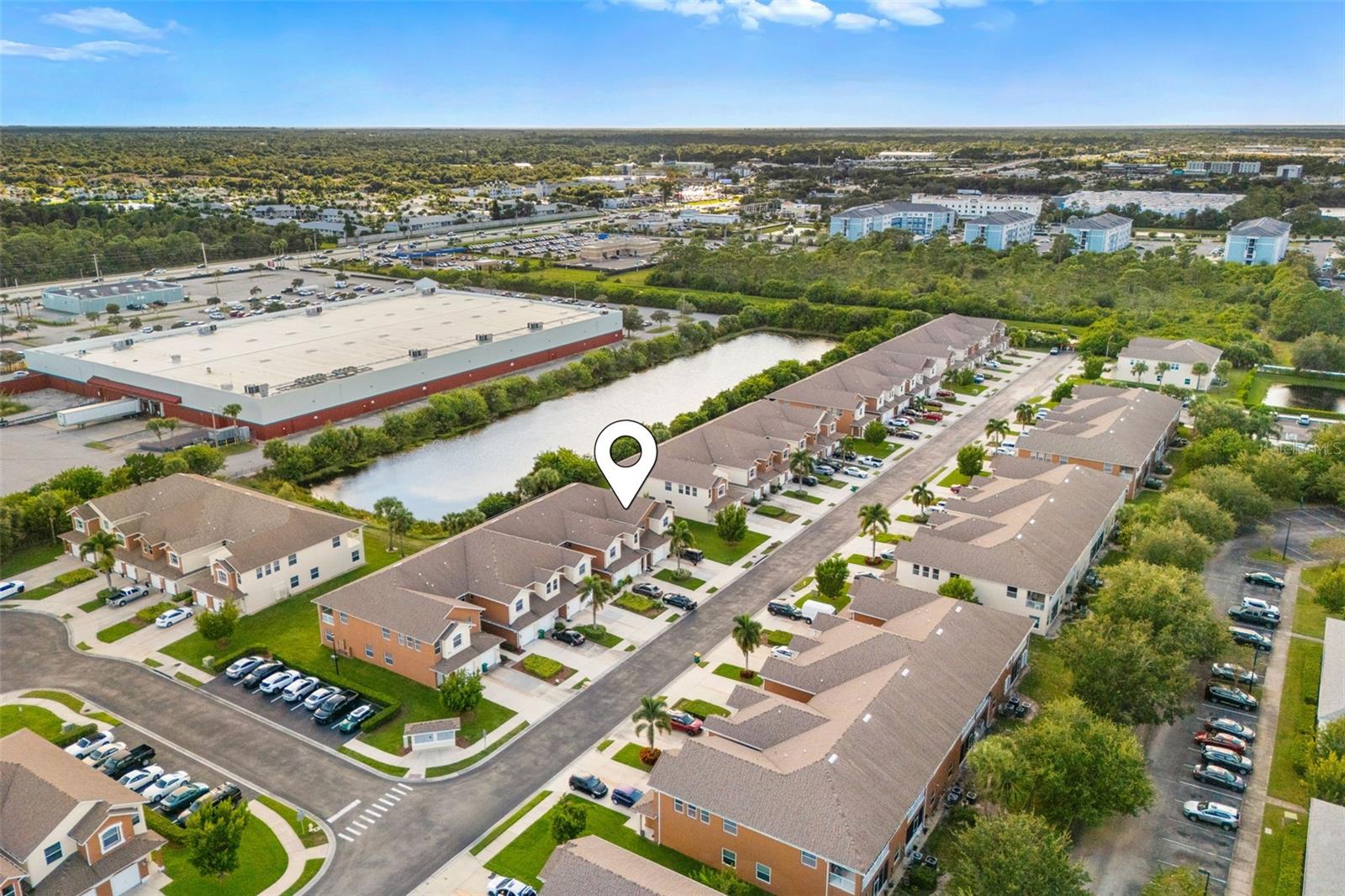 1035 VENETIAN DR #105