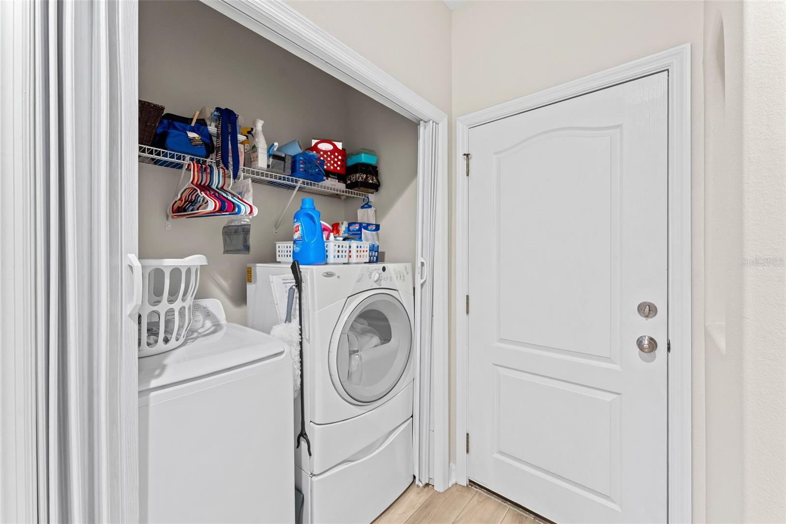 1035 VENETIAN DR #105