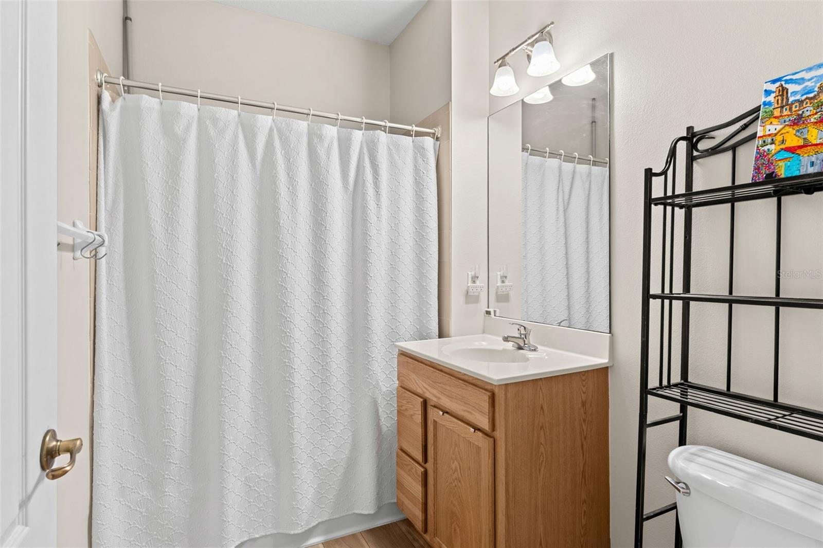 1035 VENETIAN DR #105