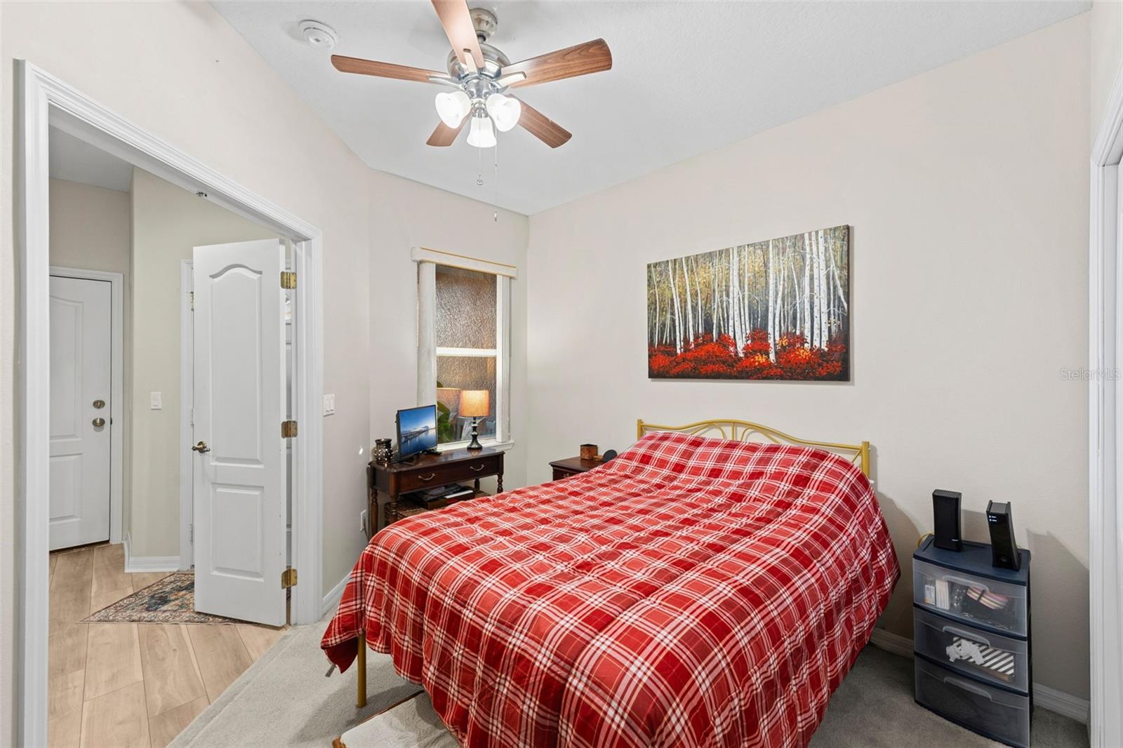 1035 VENETIAN DR #105