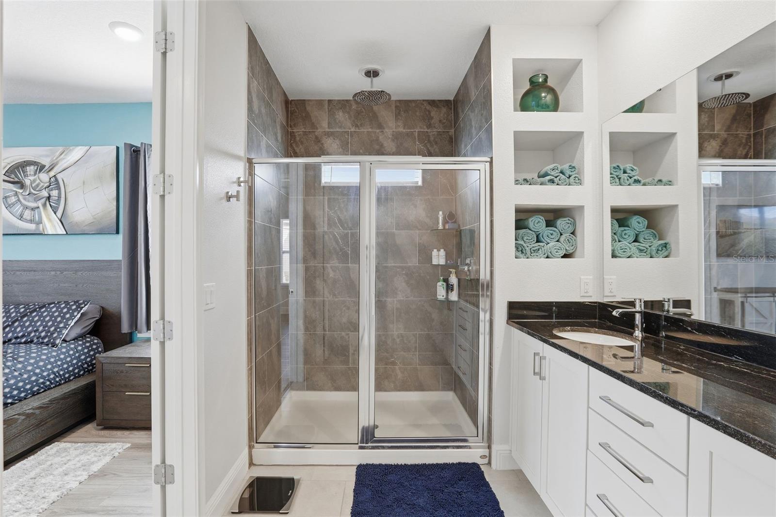 916 DESERT MOUNTAIN CT