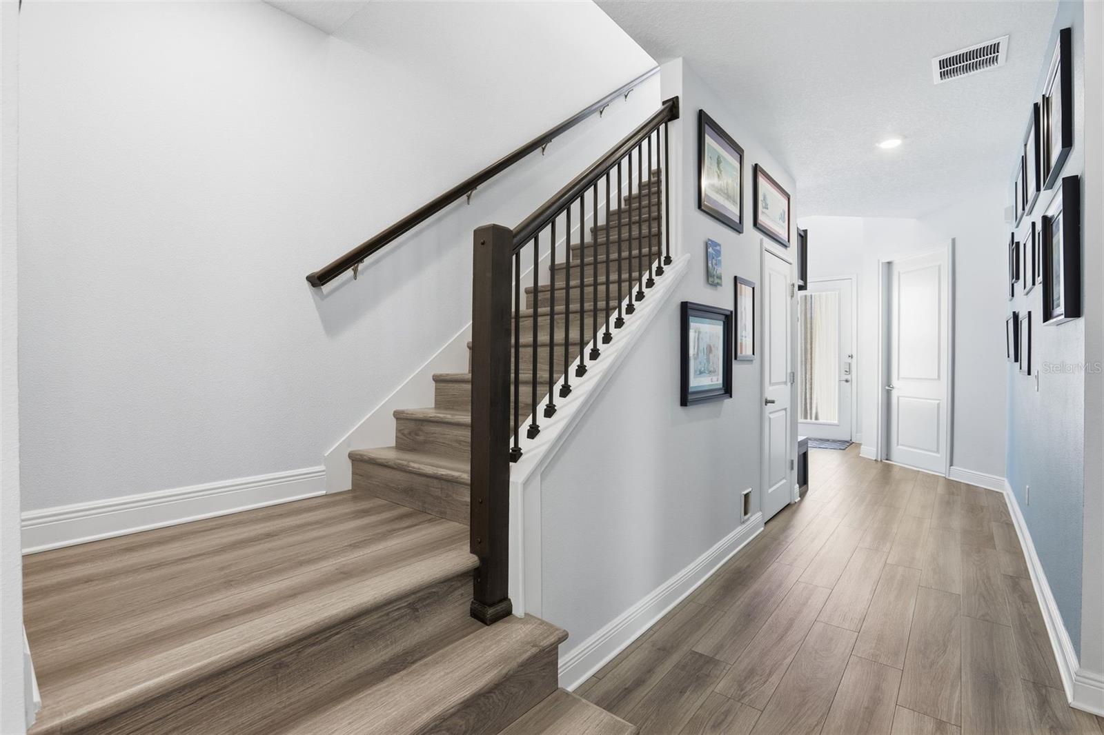 916 DESERT MOUNTAIN CT