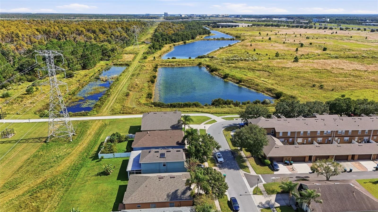 2275 VICTORIA FALLS DR