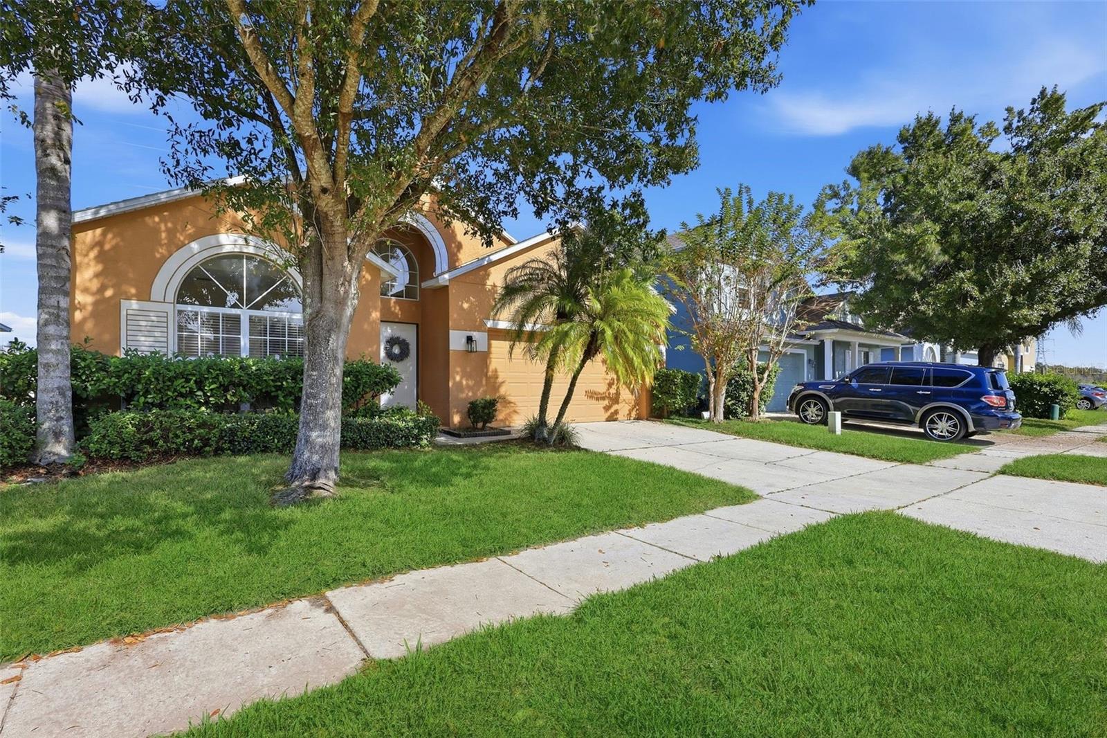 2275 VICTORIA FALLS DR