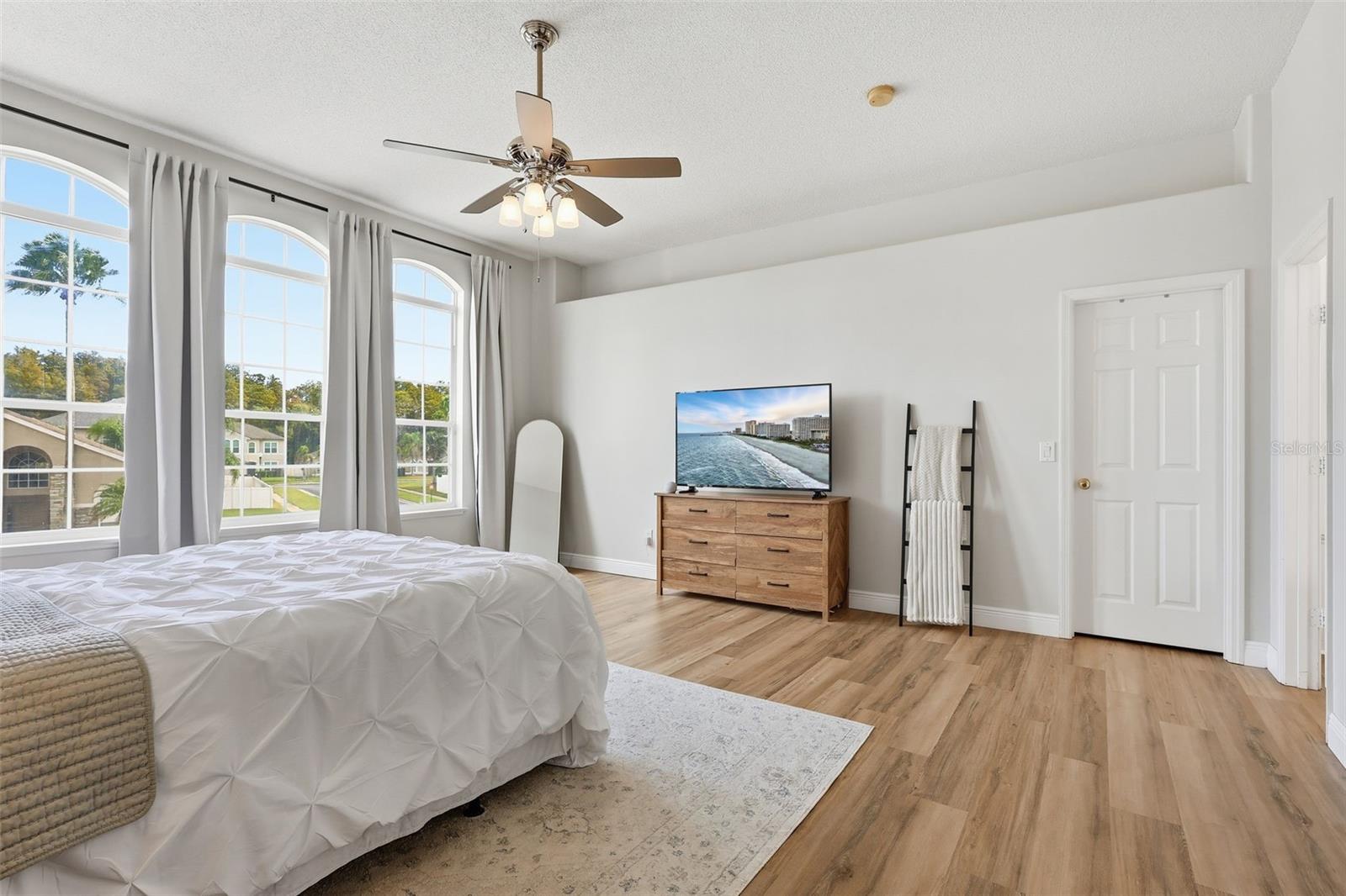 1718 WHITE HERON BAY CIR